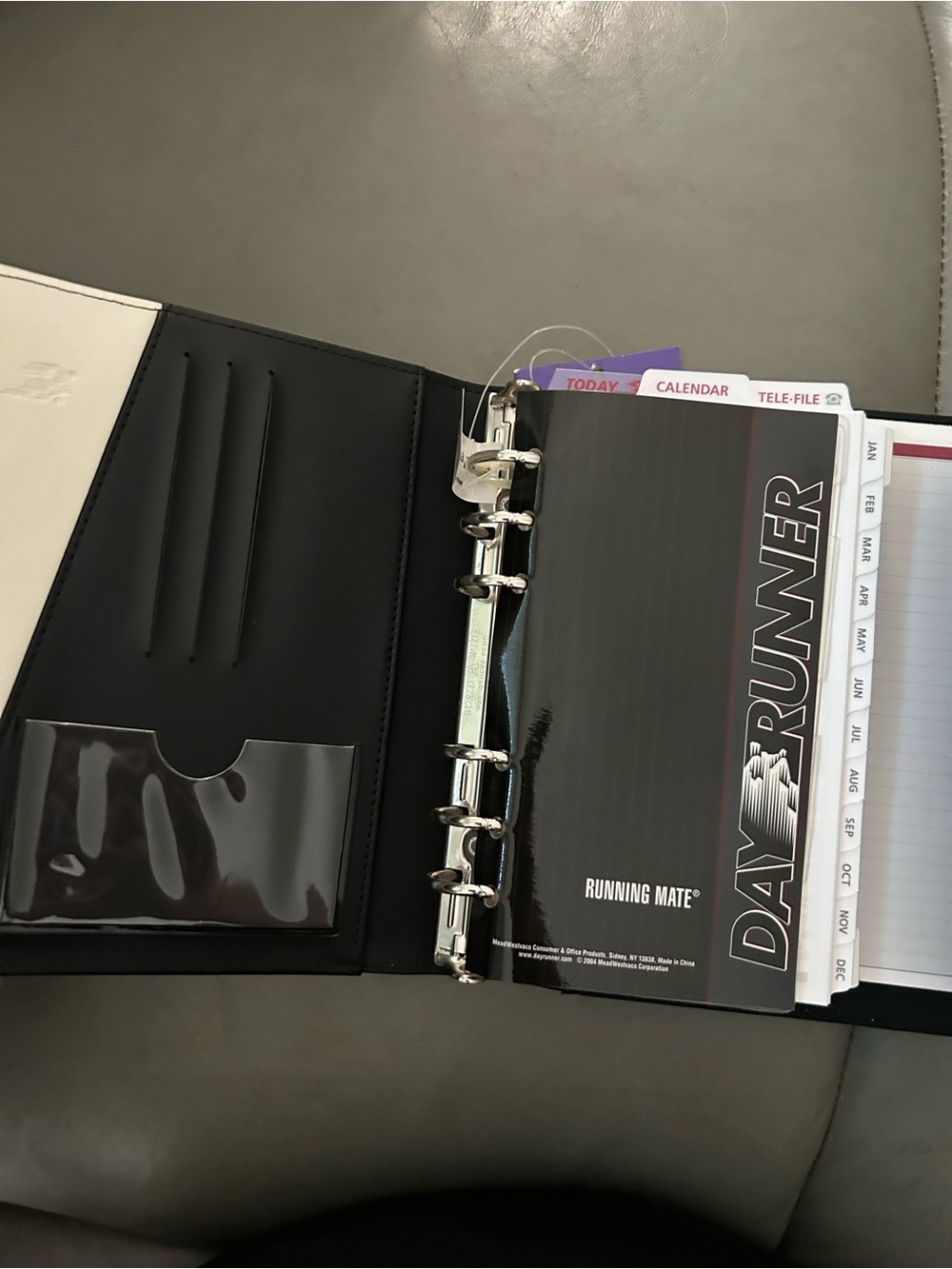 Vintage Day Runner planner undated Black and White. - Picture 3 of 6